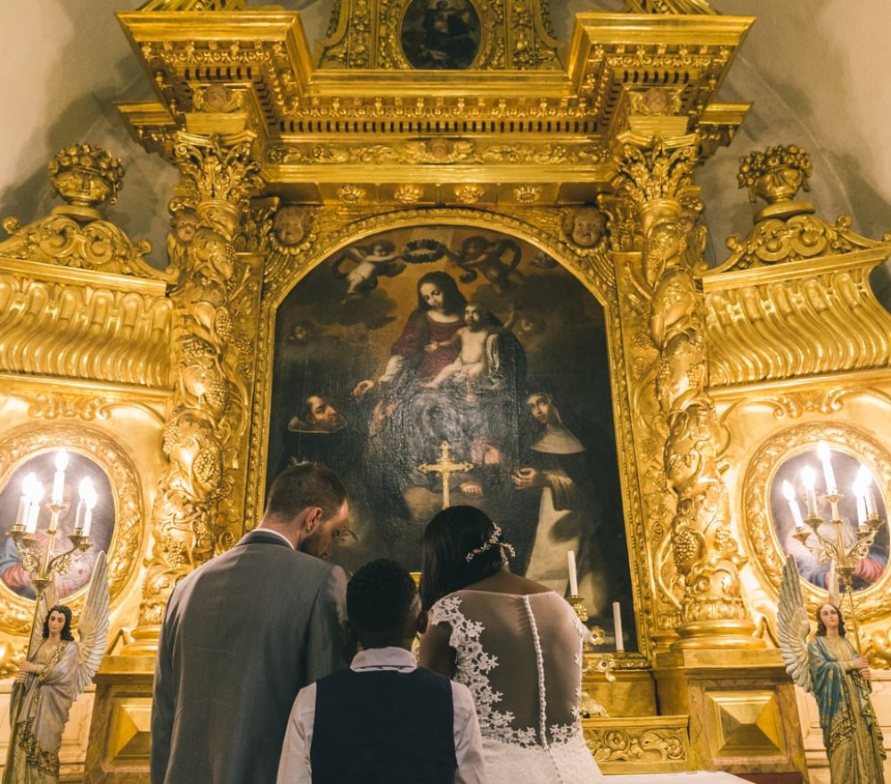 bouquet-a-la-vierge -eglise-meounes-les-montreux